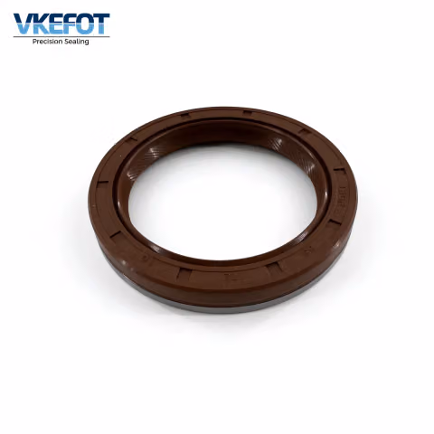 55x72x10 mm wheel hub oil seal, sealing lip and garter spring detail