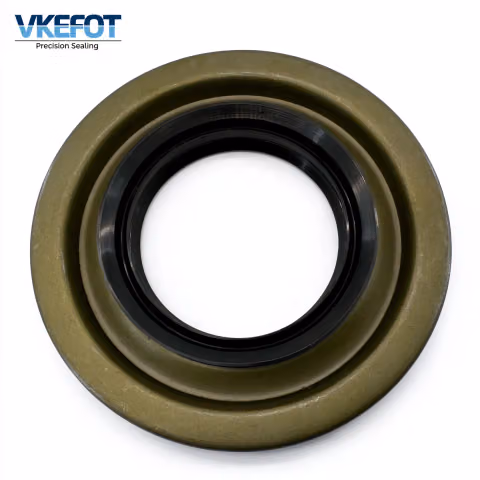 70x135x14/18 mm rear axle wheel hub oil seal, side profile showing 14 mm width